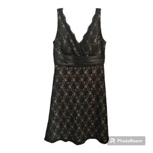 S. L. Fashion black lace dress.